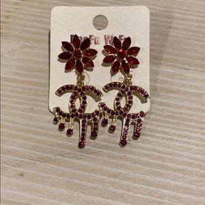 Stylish earrings